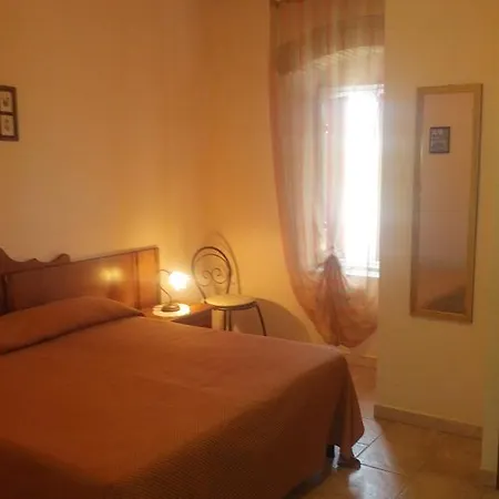 Il Malandrone Розиньяно-Мариттимо