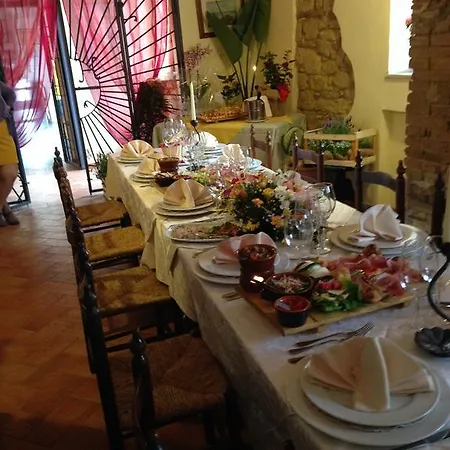 Il Malandrone Отель Розиньяно-Мариттимо